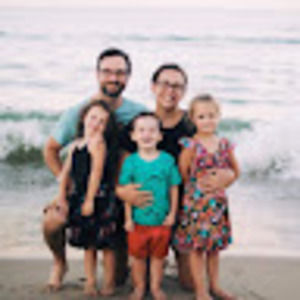 Meet your Posher, Elissa